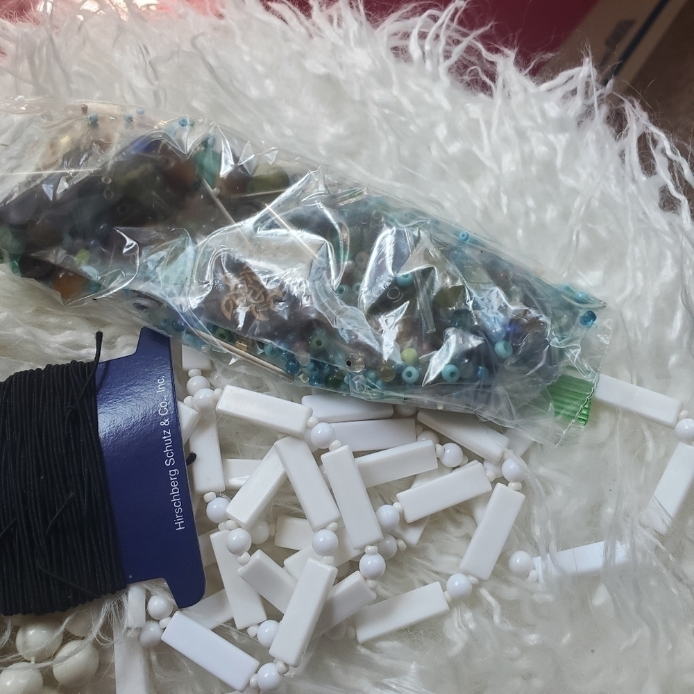 Jewelry Bead bundle - Picture 4 of 5